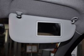 2011款东风标致207三厢