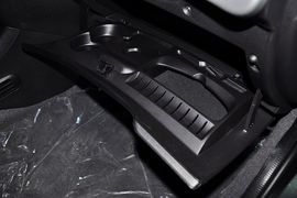 2011款东风标致207三厢