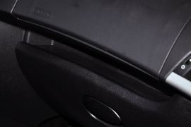 2011款东风标致207三厢