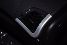 2011款东风标致207三厢