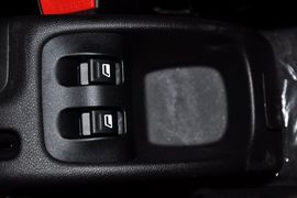 2011款东风标致207三厢