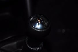 2011款东风标致207三厢