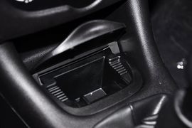 2011款东风标致207三厢