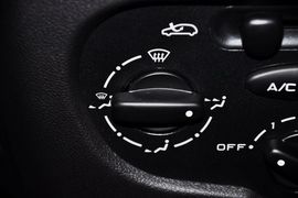 2011款东风标致207三厢