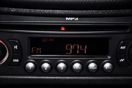 2011款东风标致207三厢