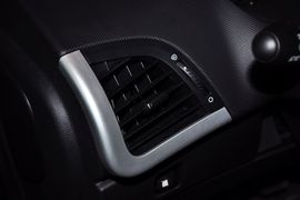 2011款东风标致207三厢