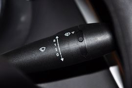 2011款东风标致207三厢