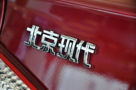 2011款北京现代新悦动