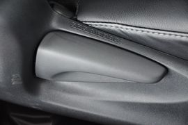 2011款丰田ZELAS杰路驰