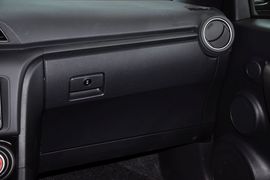 2011款丰田ZELAS杰路驰