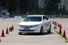 广汽传祺场地试驾