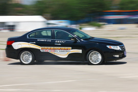 广汽传祺场地试驾