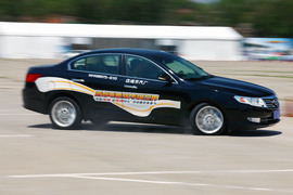 广汽传祺场地试驾