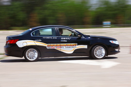 广汽传祺场地试驾