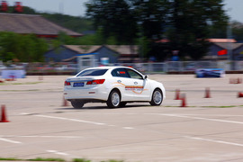广汽传祺场地试驾