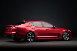 2018款起亚Stinger