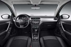 2017款东风雪铁龙爱丽舍官图