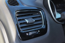 2017款广汽菲克指南者