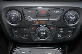 2017款广汽菲克指南者