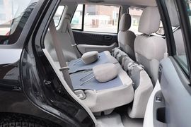 2011款江淮瑞鹰2.0L两驱豪华版