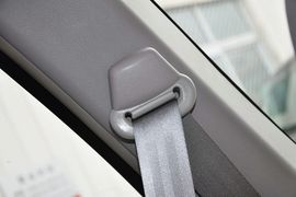 2011款江淮瑞鹰2.0L两驱豪华版