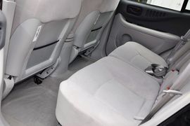 2011款江淮瑞鹰2.0L两驱豪华版