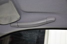 2011款江淮瑞鹰2.0L两驱豪华版