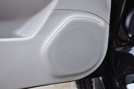 2011款江淮瑞鹰2.0L两驱豪华版