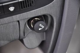 2011款江淮瑞鹰2.0L两驱豪华版