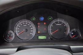 2011款江淮瑞鹰2.0L两驱豪华版