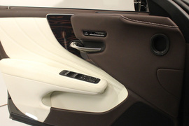 雷克萨斯全新LS北美车展实拍