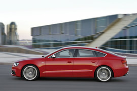 2012款奥迪S5掀背版