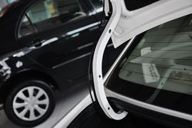 2010款丰田威驰1.6L