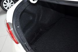 2010款丰田威驰1.6L