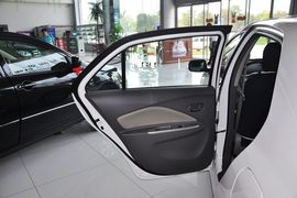 2010款丰田威驰1.6L