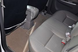 2010款丰田威驰1.6L