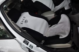2010款丰田威驰1.6L