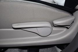 2010款丰田威驰1.6L
