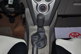 2010款丰田威驰1.6L
