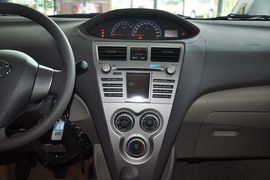 2010款丰田威驰1.6L