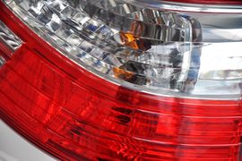 2010款丰田威驰1.6L