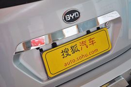 2011款比亚迪S6