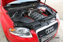 2006款奥迪RS4