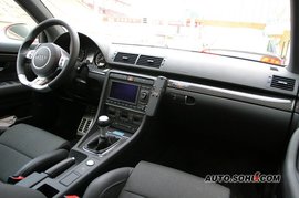2006款奥迪RS4