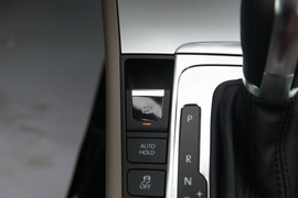 2012款大众全新迈腾