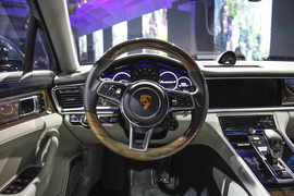 2017款保时捷Panamera