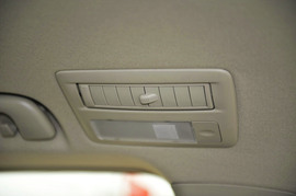 2008款丰田普瑞维亚3.5L豪华型到店实拍