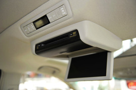 2008款丰田普瑞维亚3.5L豪华型到店实拍