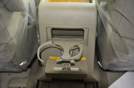 2008款丰田普瑞维亚3.5L豪华型到店实拍