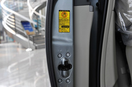 2008款丰田普瑞维亚3.5L豪华型到店实拍